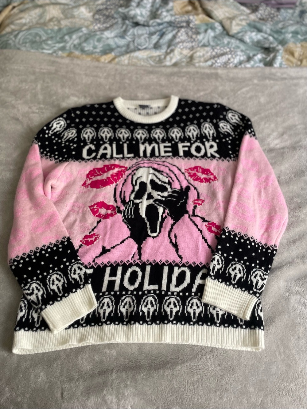 Call Me For Holiday Graphic Crewneck Sweater - Pink & Black